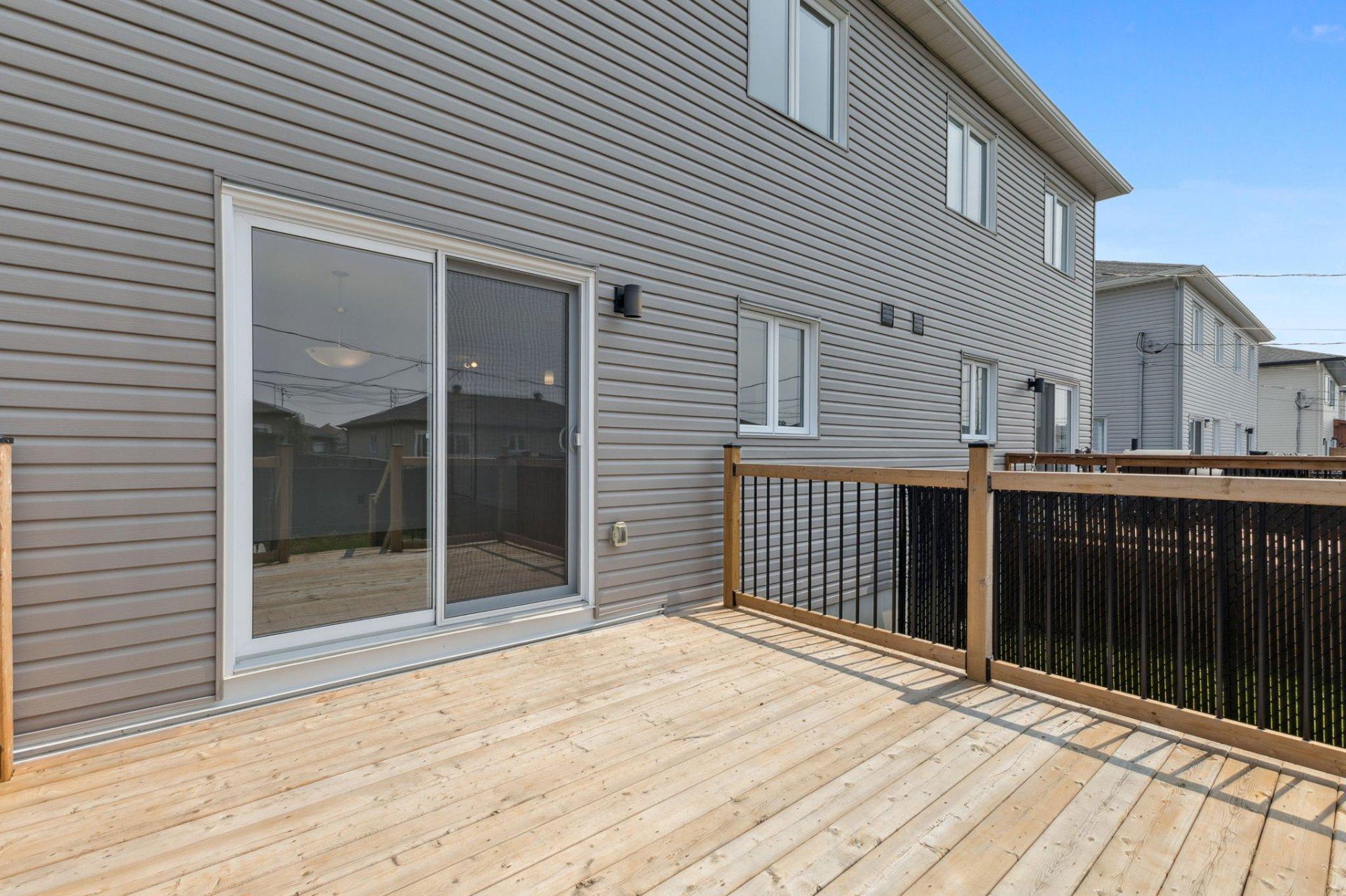 









203


Rue Guy-Lafleur

,
Thurso,




QC
J0X3B0

