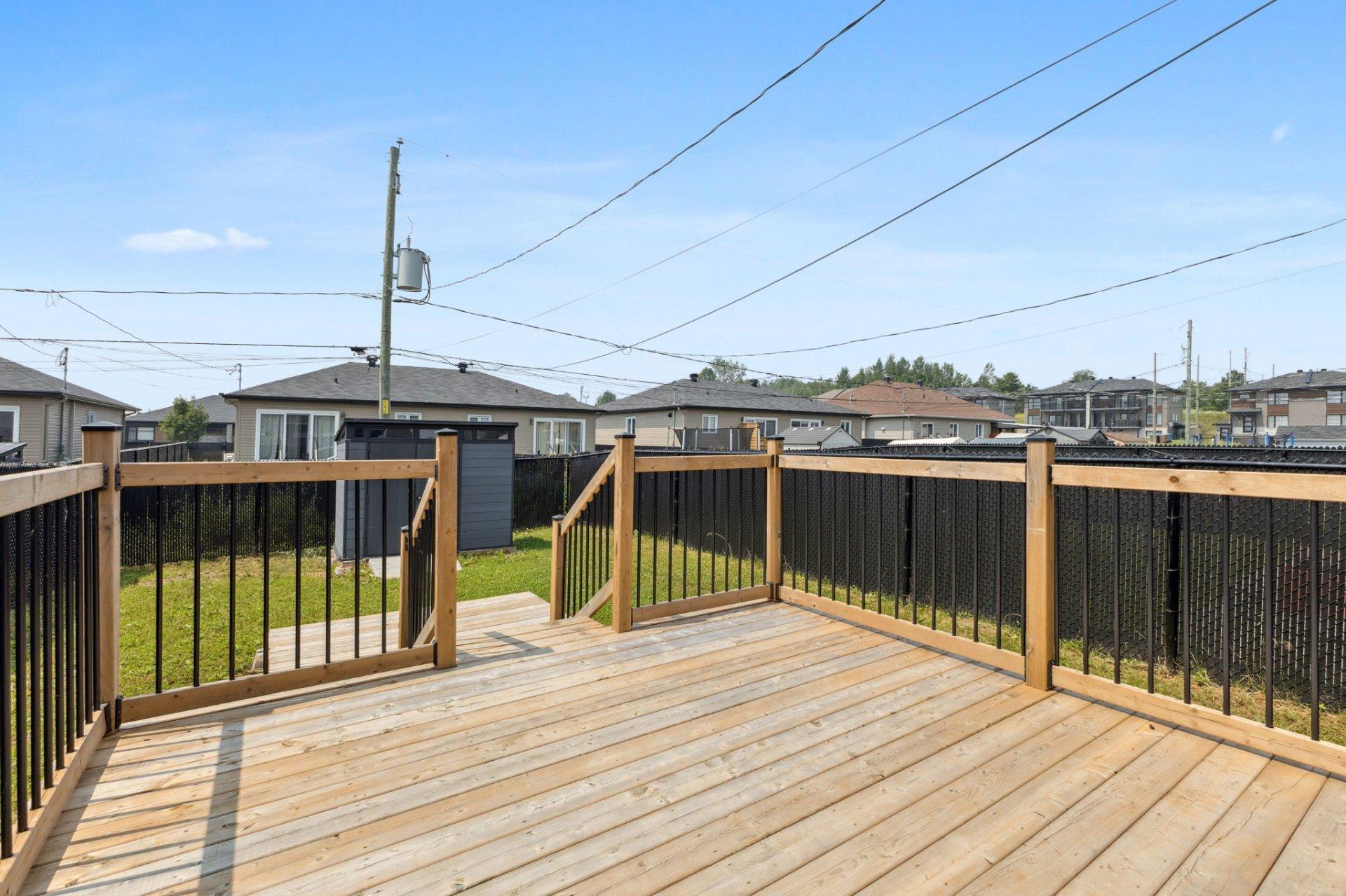 









203


Rue Guy-Lafleur

,
Thurso,




QC
J0X3B0

