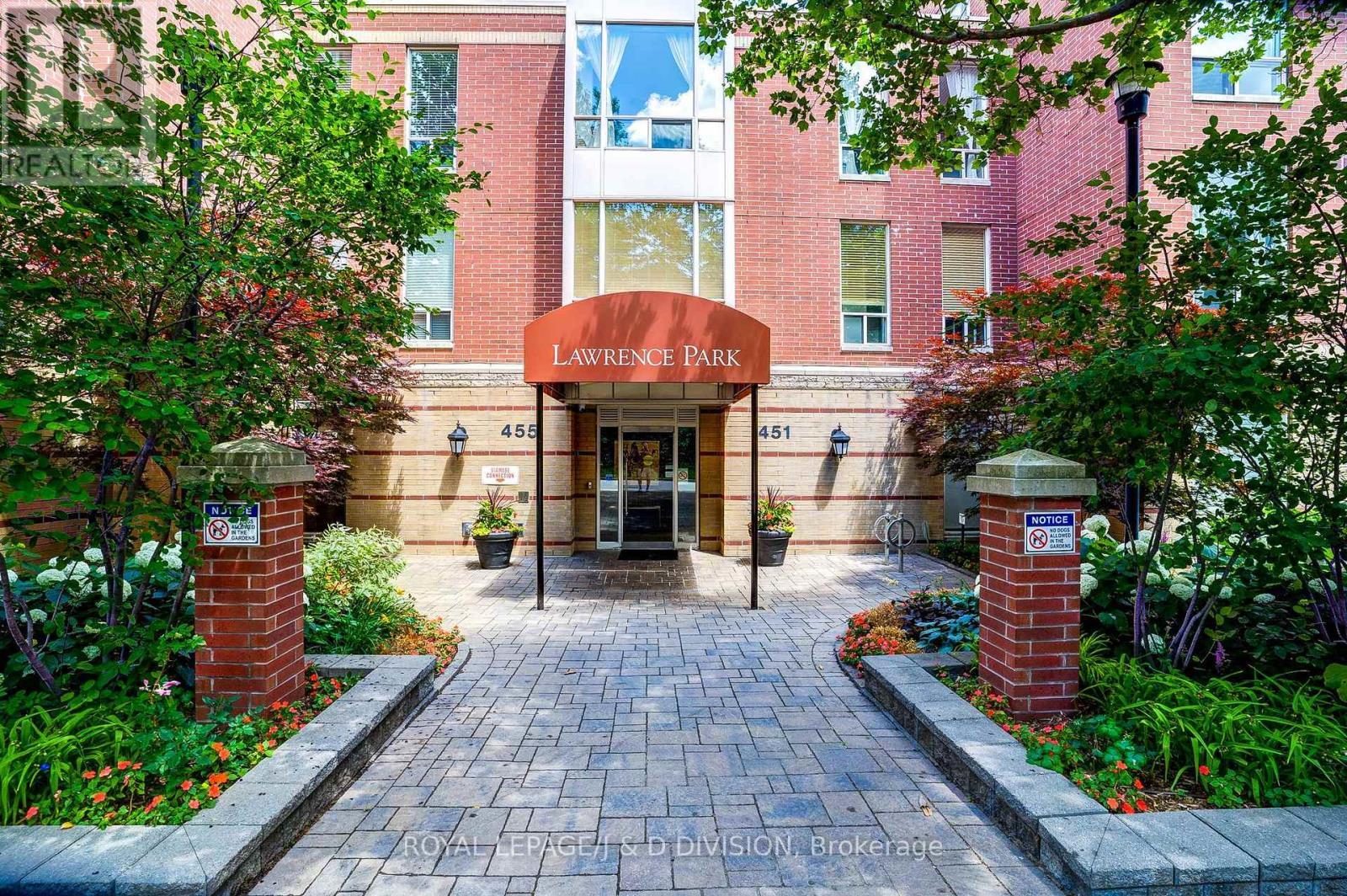












601 - 451 ROSEWELL AVENUE

,
Toronto,




Ontario
M4R2H8

