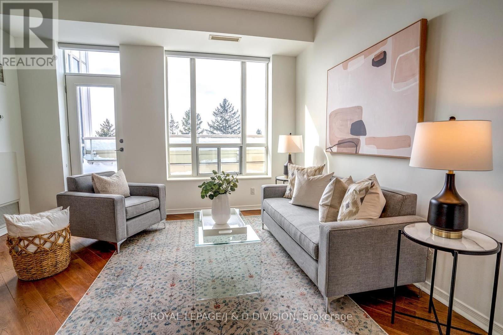 












601 - 451 ROSEWELL AVENUE

,
Toronto,




Ontario
M4R2H8

