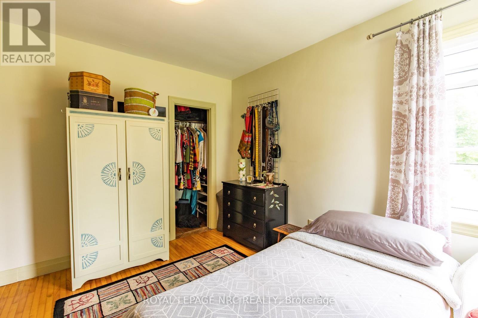 












4049 YAGER ROAD

,
Port Colborne (Bethel),




Ontario
L3K5V5

