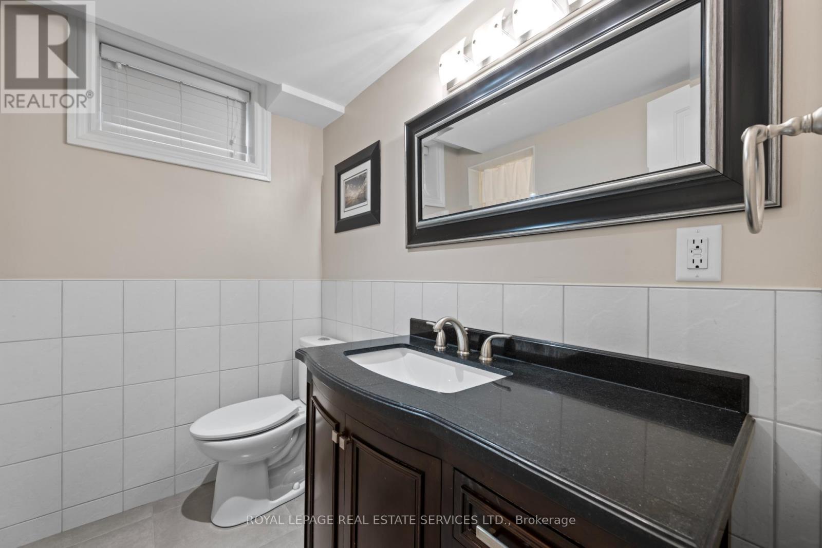 












106 WEST DEANE PARK DRIVE

,
Toronto,




Ontario
M9B2S5

