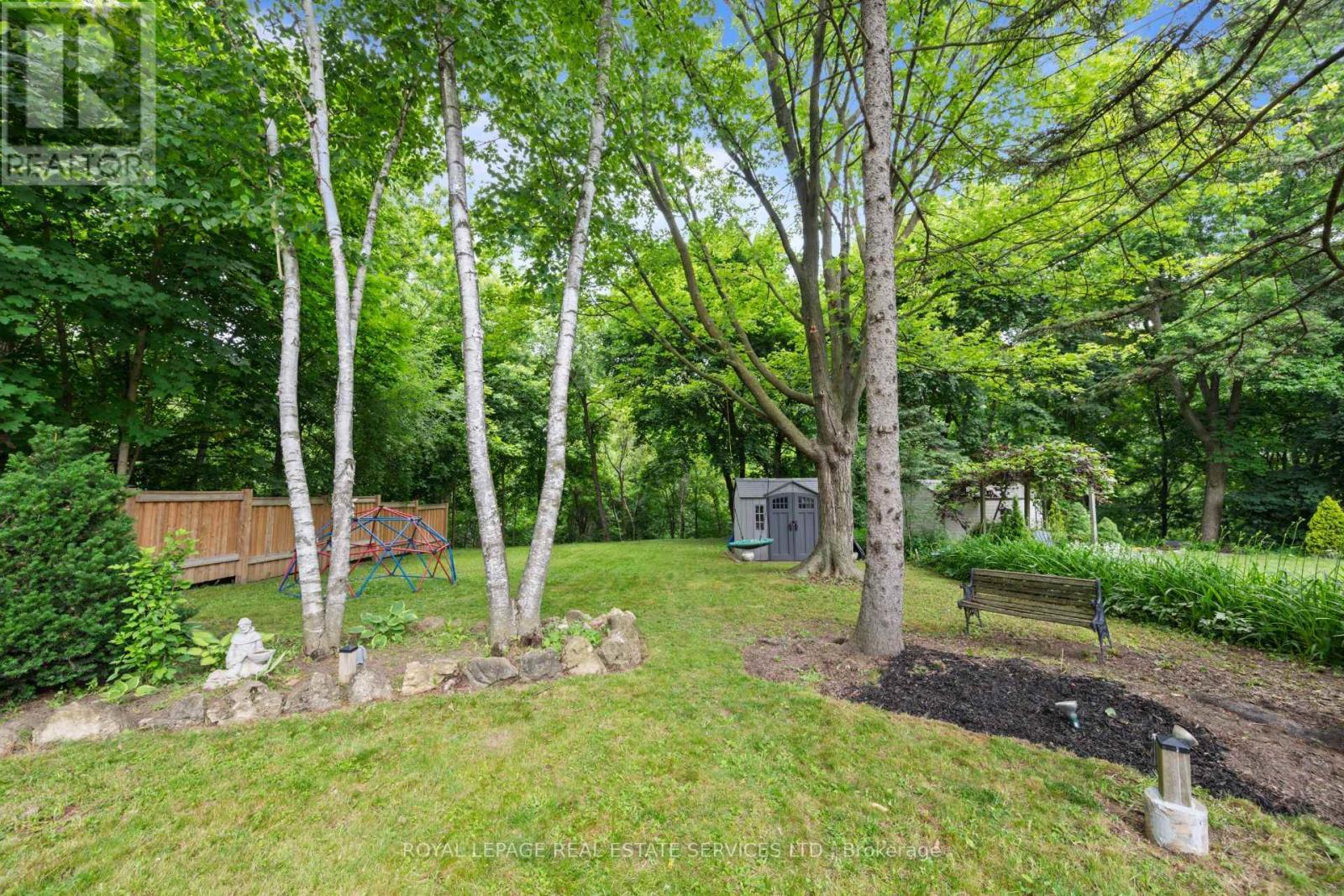 












106 WEST DEANE PARK DRIVE

,
Toronto,




Ontario
M9B2S5

