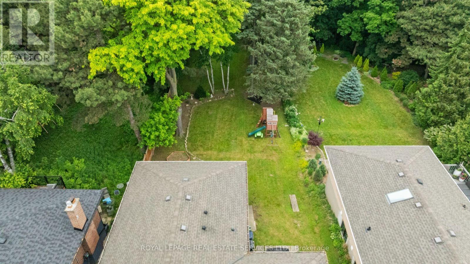 












106 WEST DEANE PARK DRIVE

,
Toronto,




Ontario
M9B2S5

