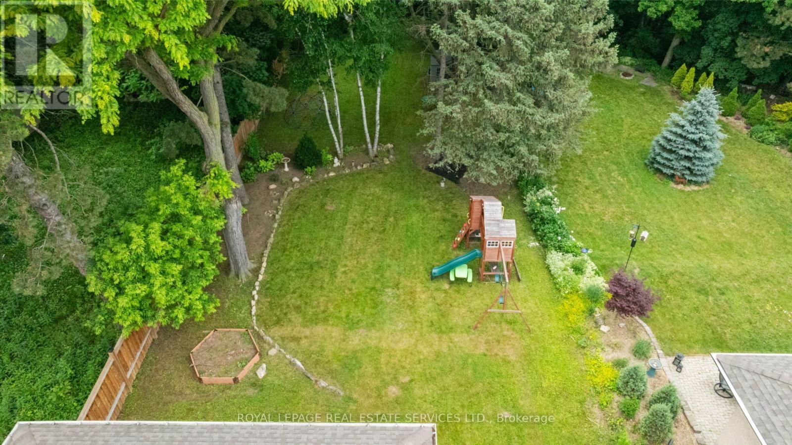 












106 WEST DEANE PARK DRIVE

,
Toronto,




Ontario
M9B2S5

