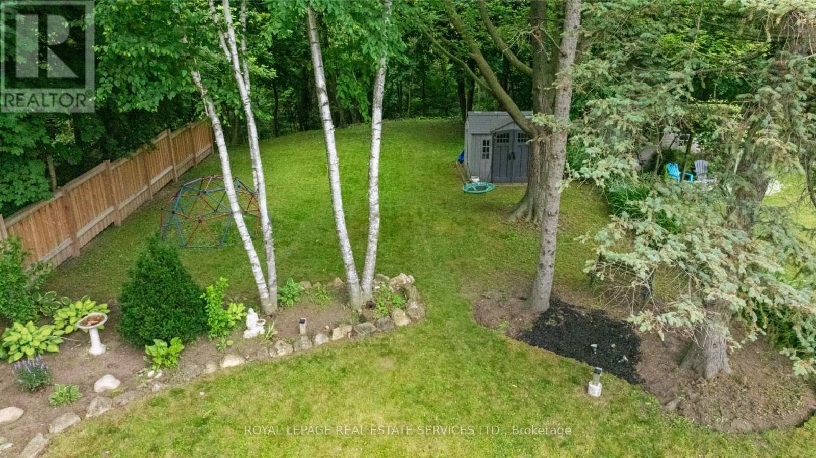 












106 WEST DEANE PARK DRIVE

,
Toronto,




Ontario
M9B2S5

