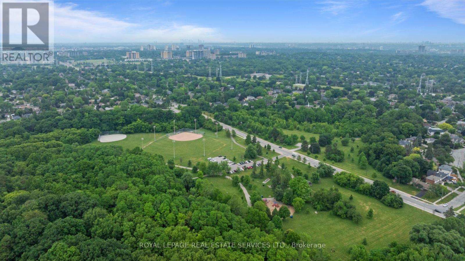 












106 WEST DEANE PARK DRIVE

,
Toronto,




Ontario
M9B2S5

