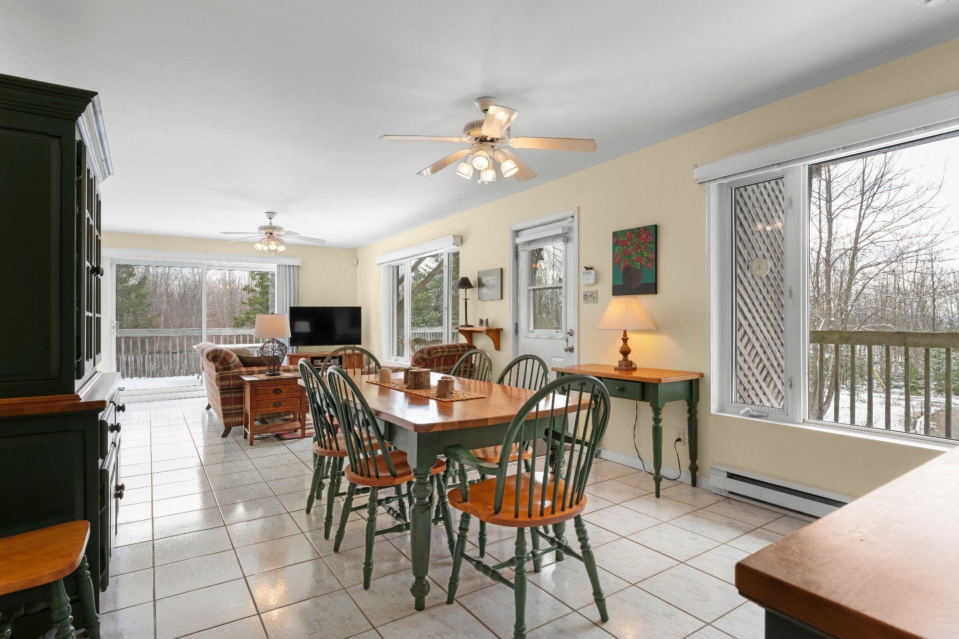 









448


Crois. Lacasse

,
Saint-Étienne-de-Bolton,




QC
J0E2E0

