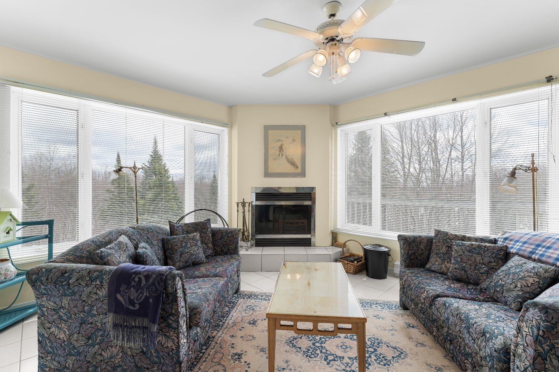 









448


Crois. Lacasse

,
Saint-Étienne-de-Bolton,




QC
J0E2E0


