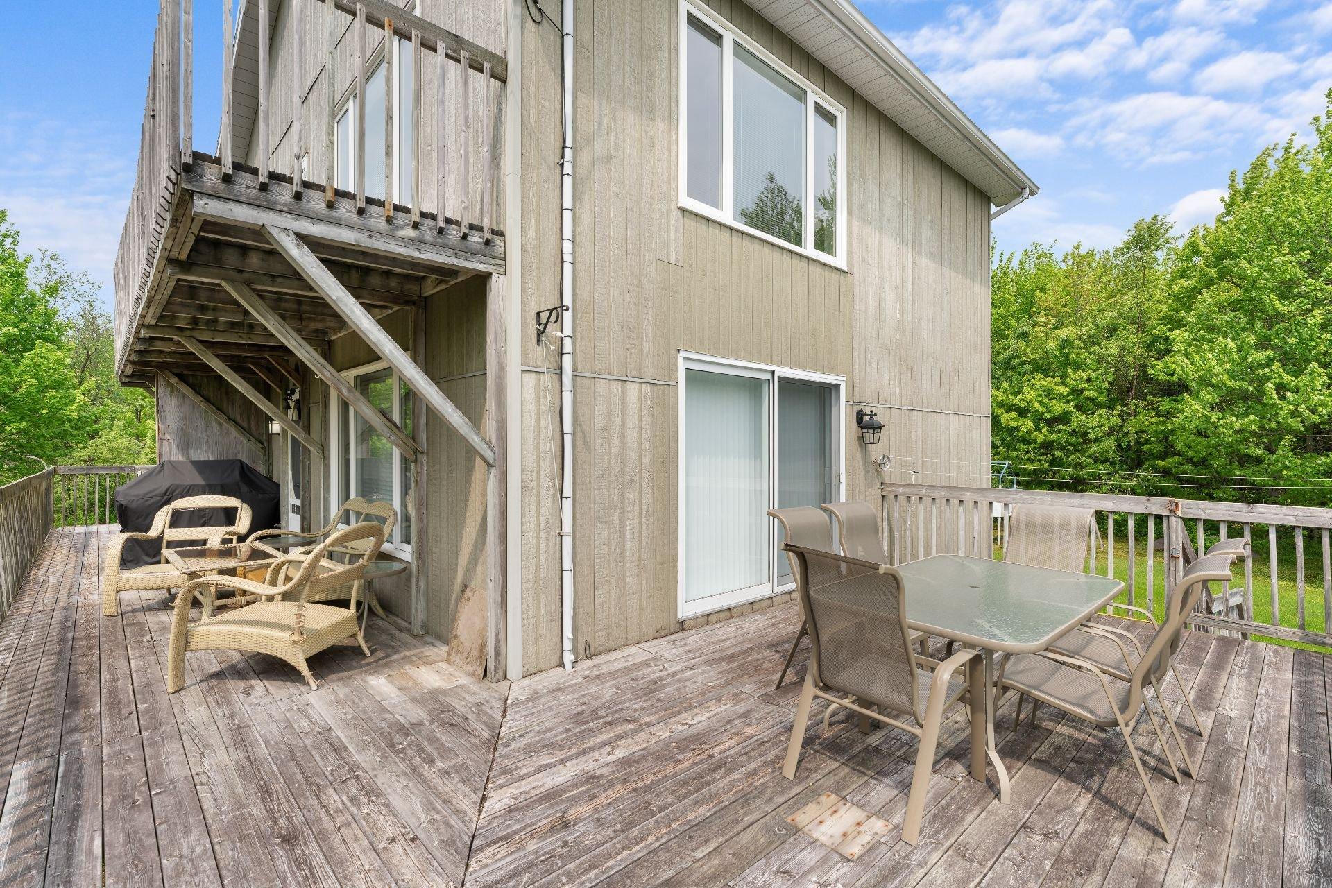 









448


Crois. Lacasse

,
Saint-Étienne-de-Bolton,




QC
J0E2E0

