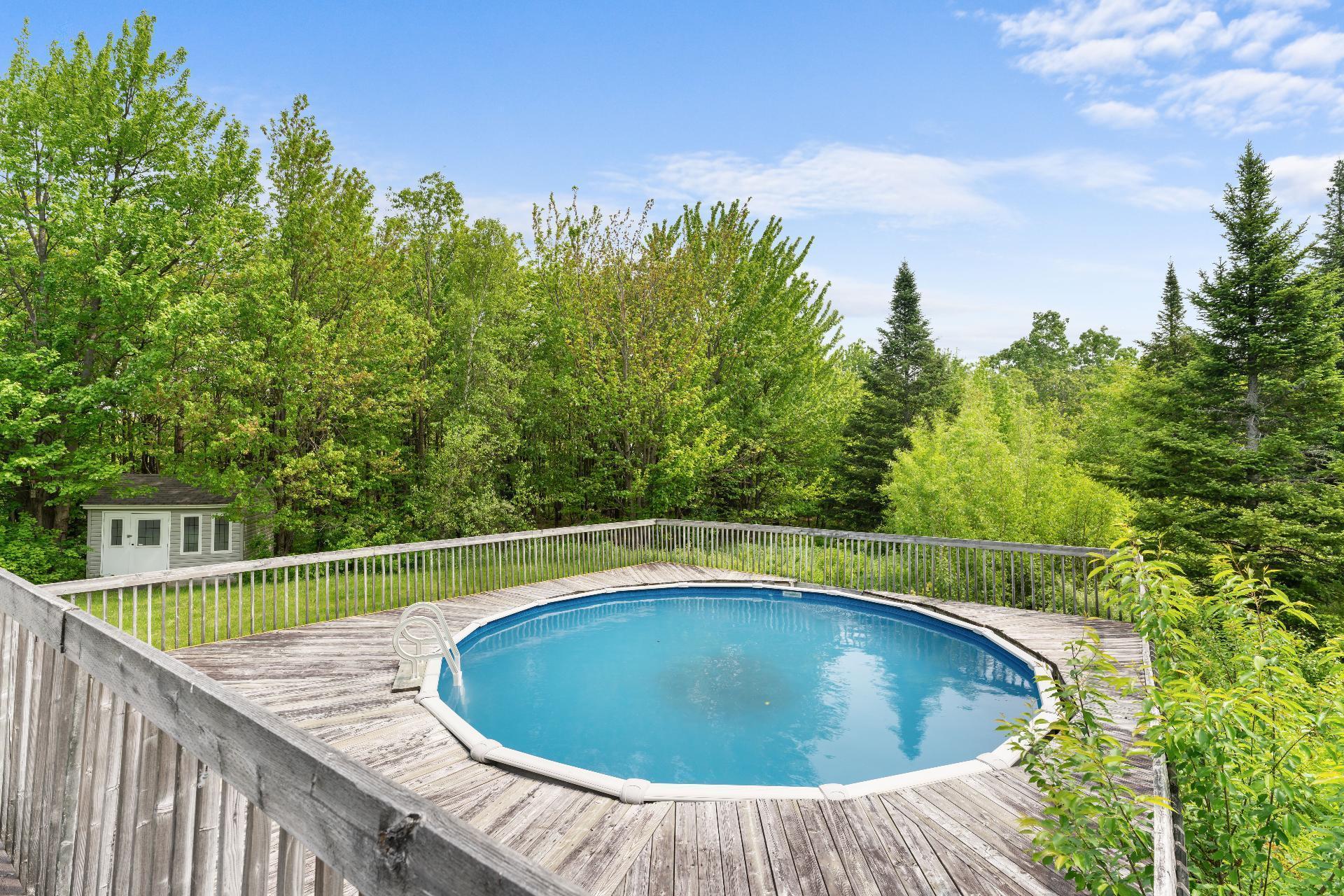 









448


Crois. Lacasse

,
Saint-Étienne-de-Bolton,




QC
J0E2E0

