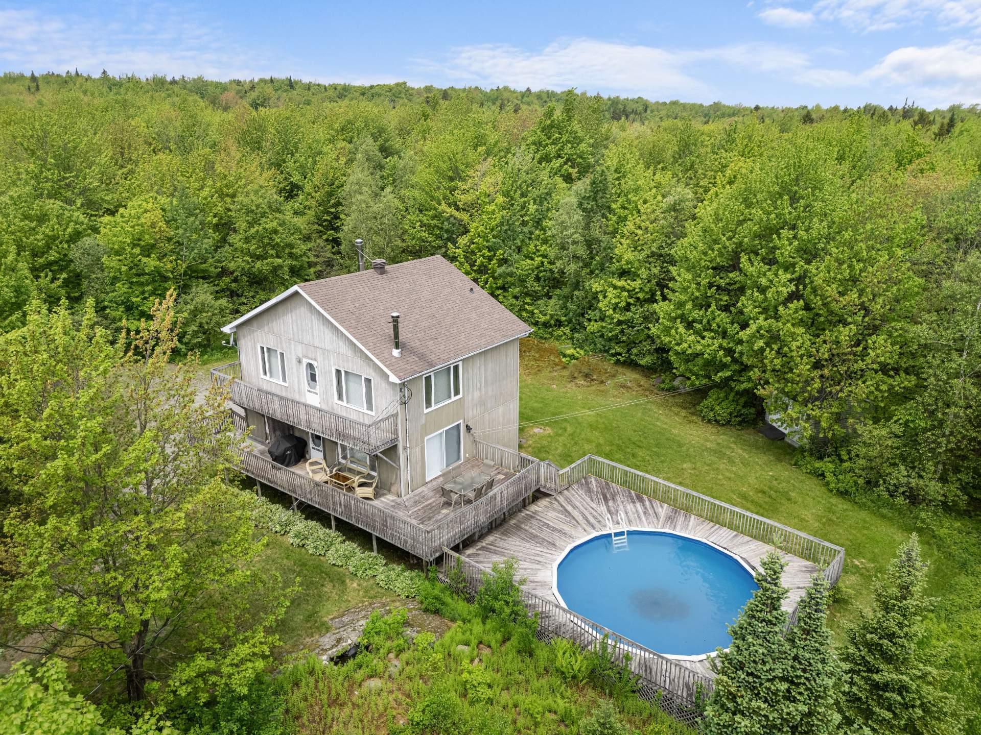 









448


Crois. Lacasse

,
Saint-Étienne-de-Bolton,




QC
J0E2E0

