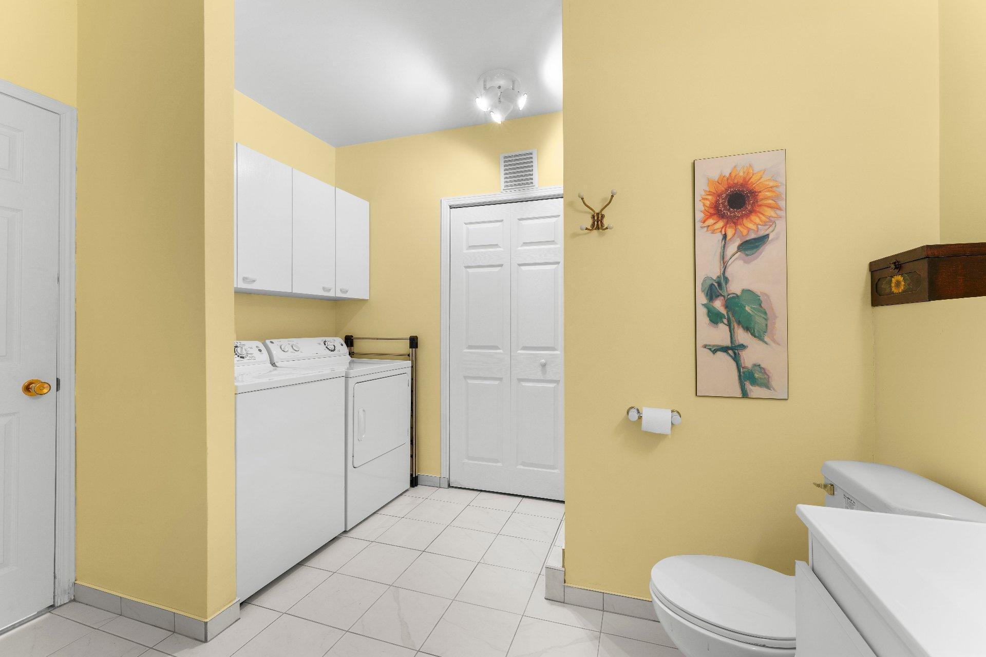 









448


Crois. Lacasse

,
Saint-Étienne-de-Bolton,




QC
J0E2E0

