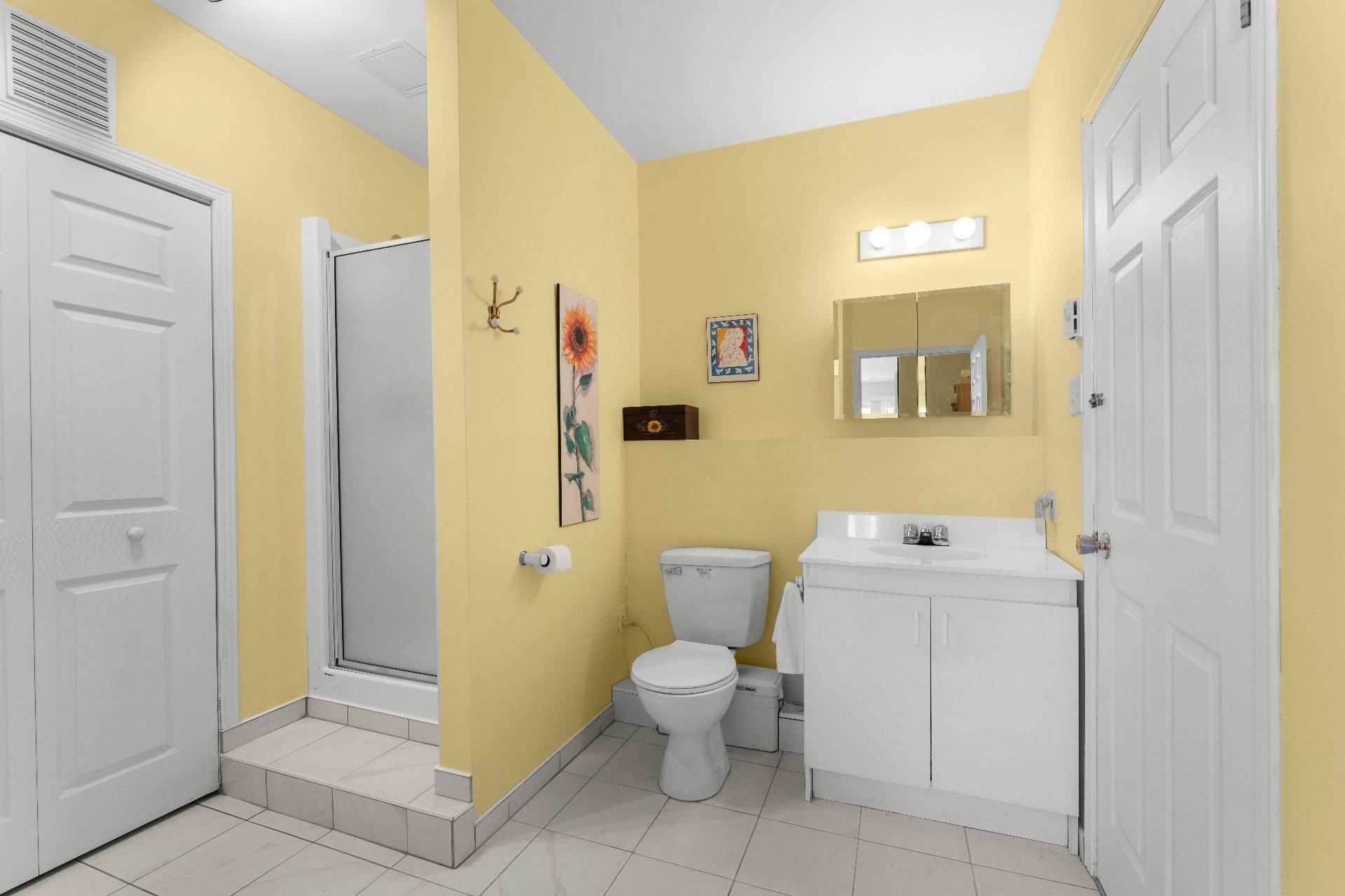 









448


Crois. Lacasse

,
Saint-Étienne-de-Bolton,




QC
J0E2E0


