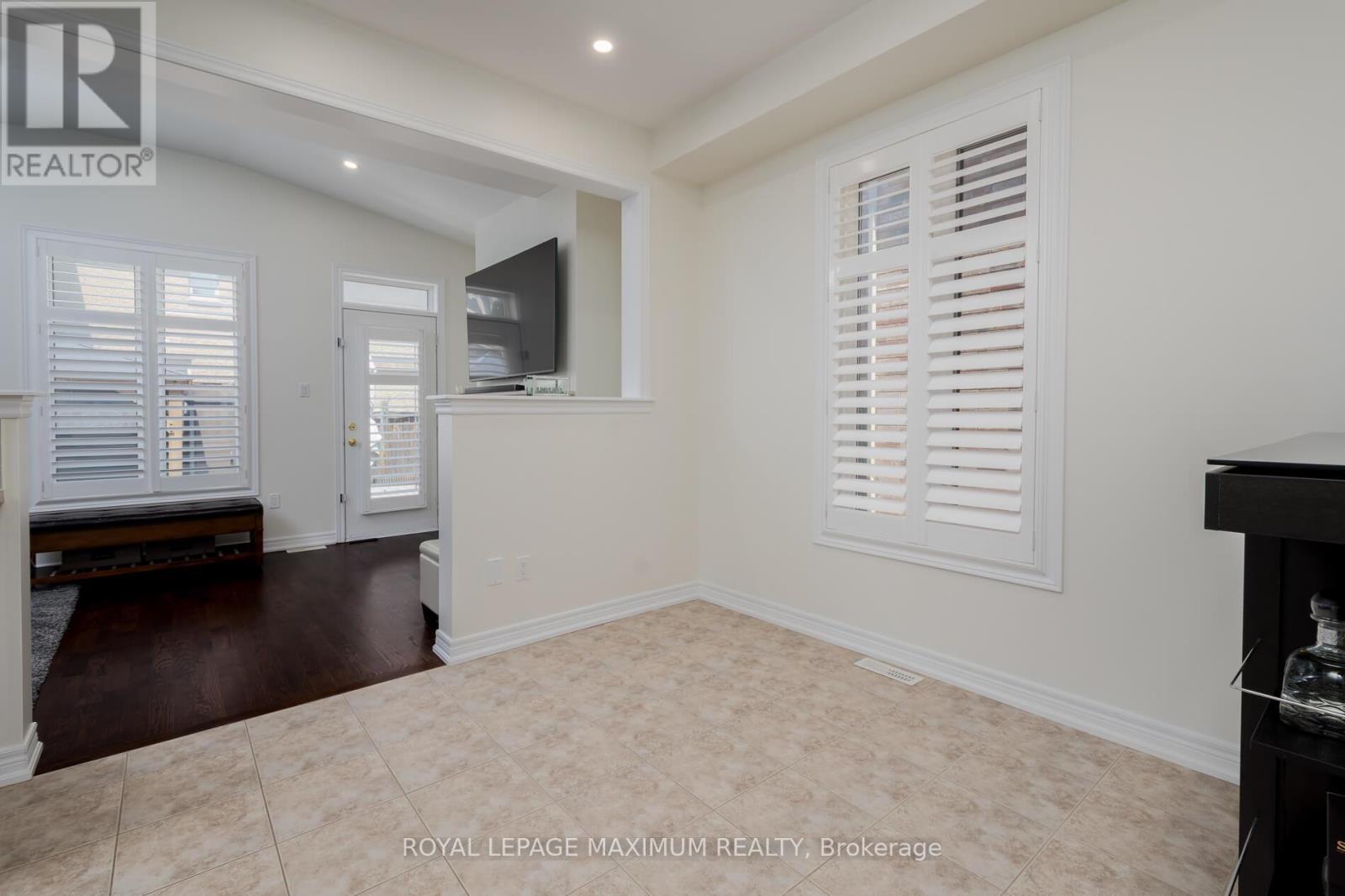 












29 HANSARD DRIVE

,
Vaughan,




Ontario
L4H0W4

