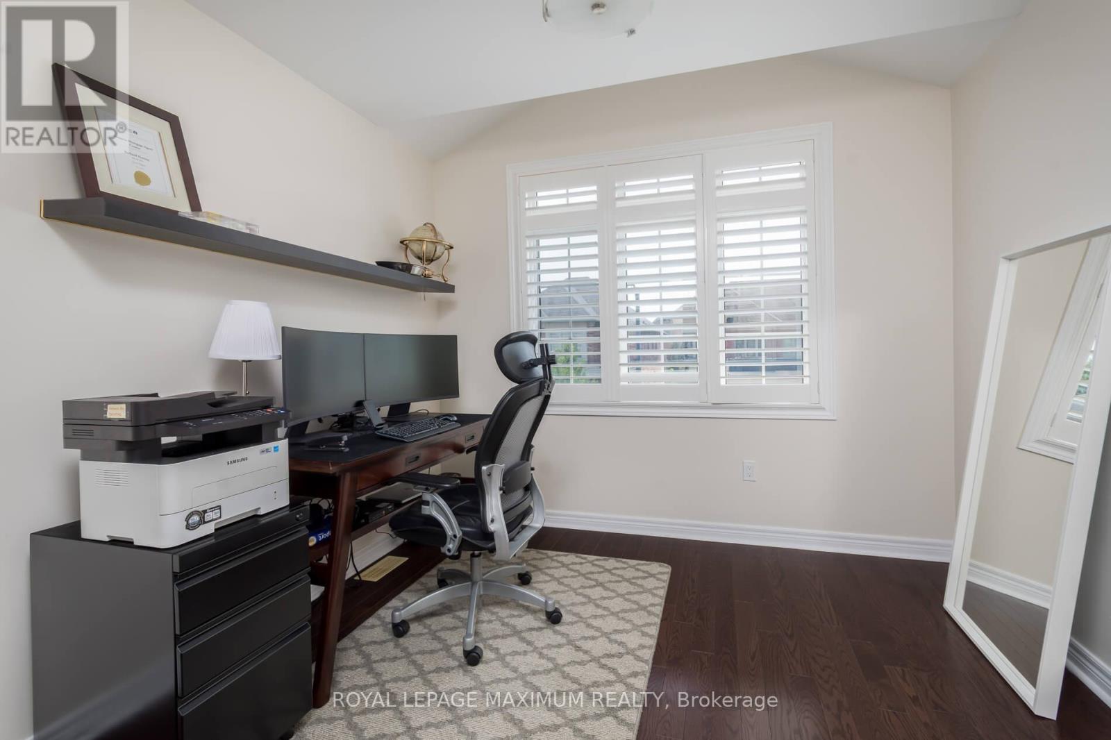 












29 HANSARD DRIVE

,
Vaughan,




Ontario
L4H0W4

