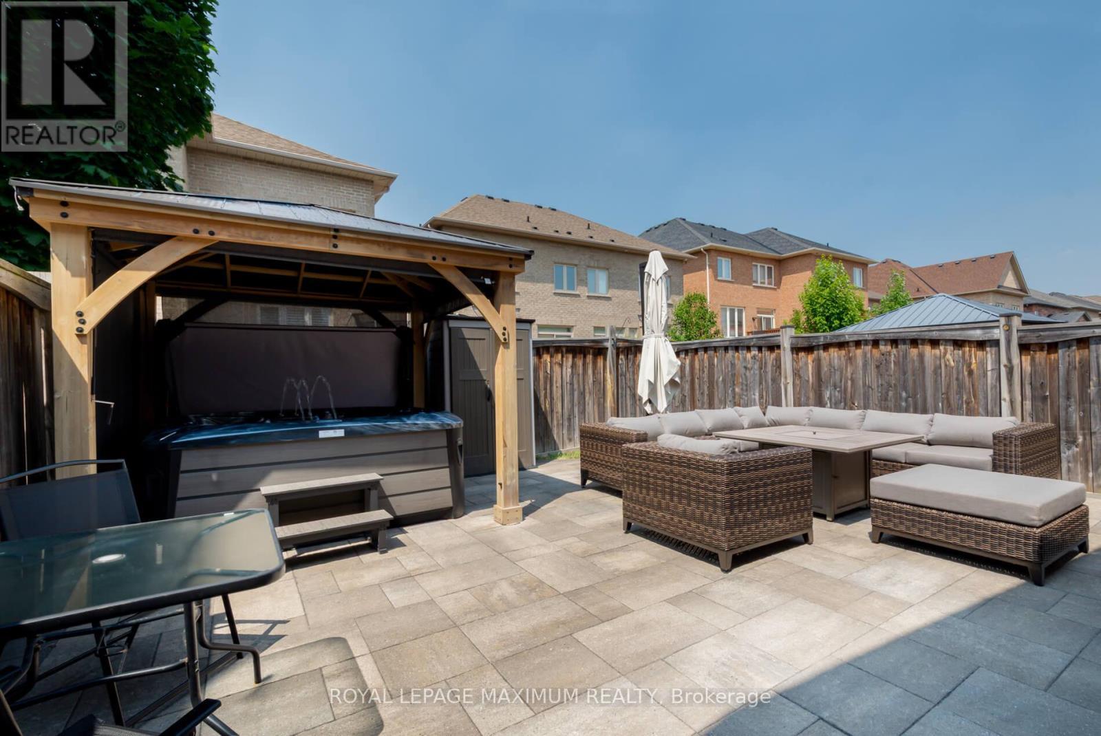 












29 HANSARD DRIVE

,
Vaughan,




Ontario
L4H0W4

