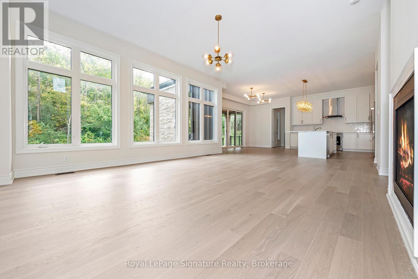 












116 DOROTHY DRIVE

,
Blue Mountains,




Ontario
N0H1J0

