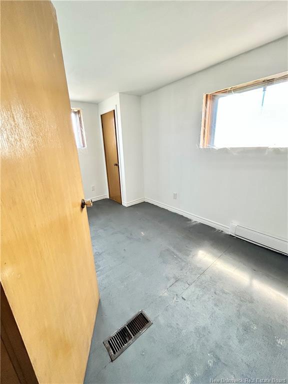 









7658


St-Paul

,
Bas-Caraquet,




NB
E1W 6C9

