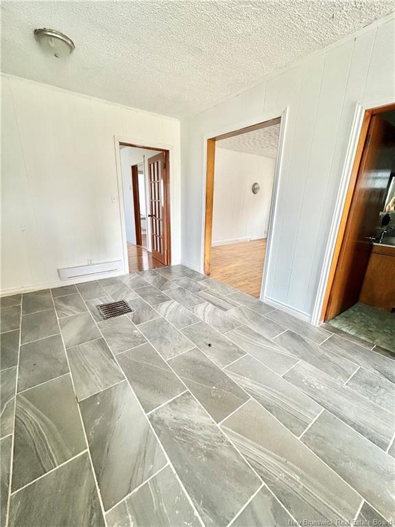 









7658


St-Paul

,
Bas-Caraquet,




NB
E1W 6C9

