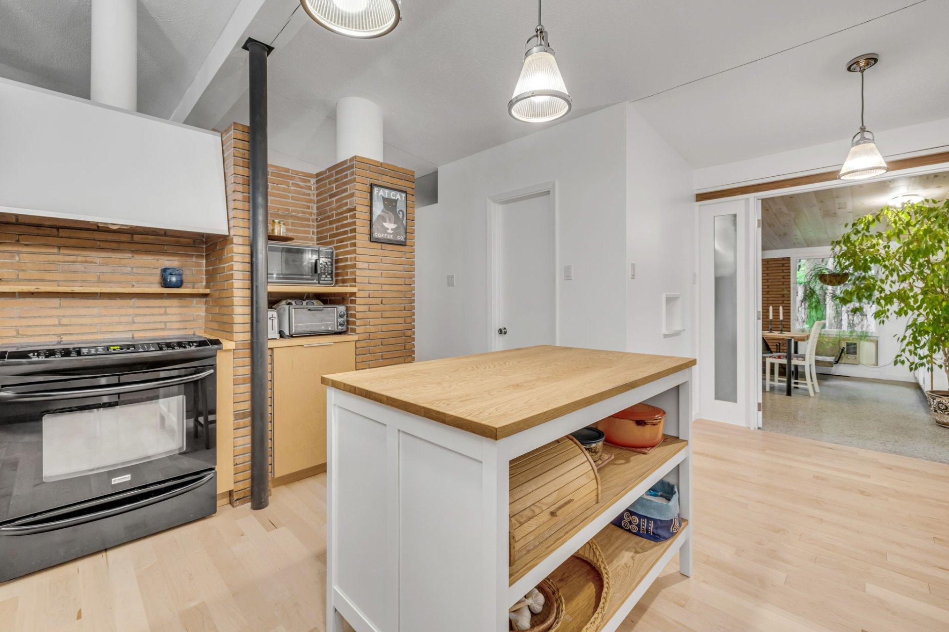 









3800


Rue Le Corbusier

,
Québec (Sainte-Foy/Sillery/Cap-Rouge),




QC
G1W4P4

