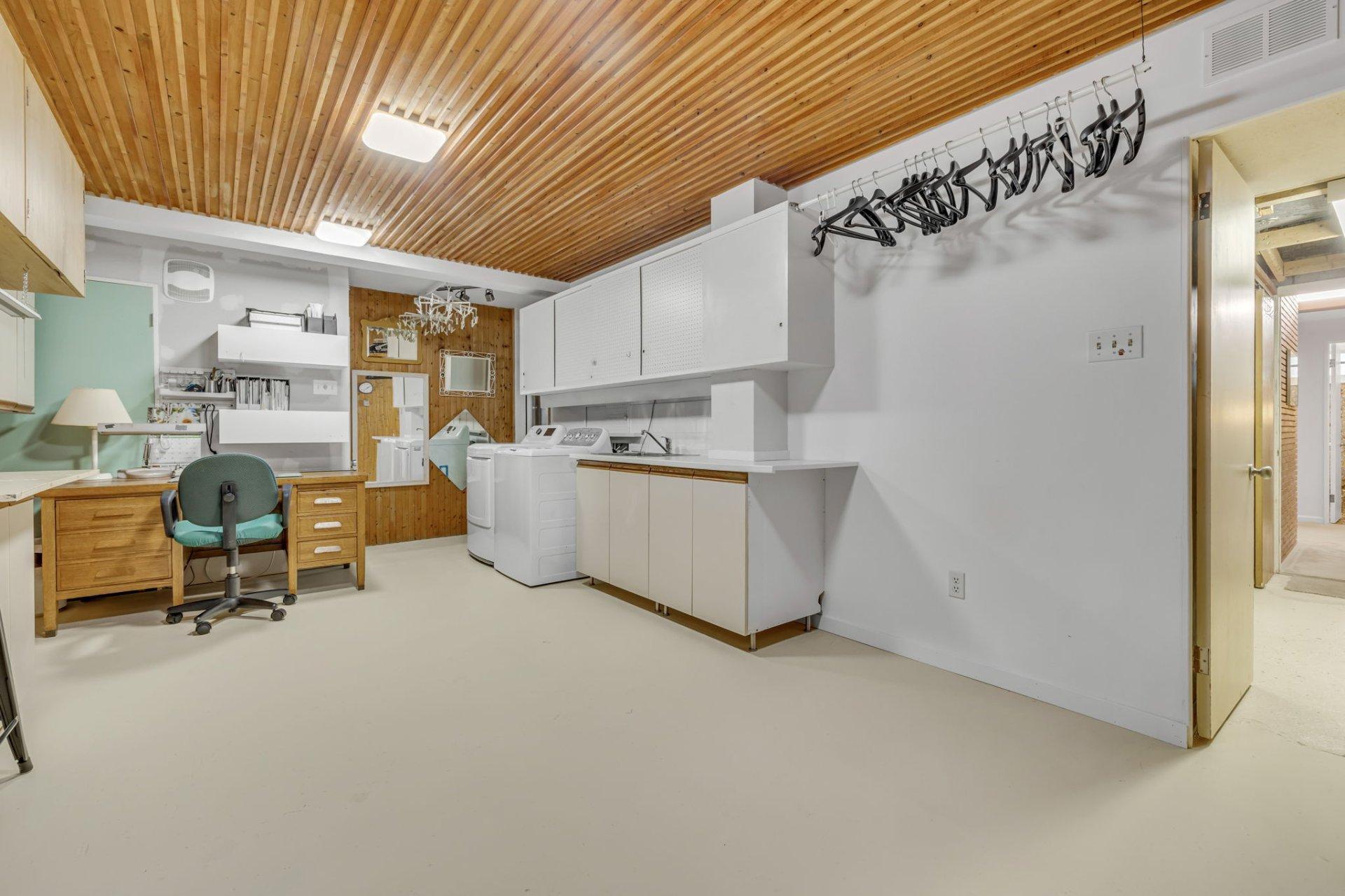 









3800


Rue Le Corbusier

,
Québec (Sainte-Foy/Sillery/Cap-Rouge),




QC
G1W4P4

