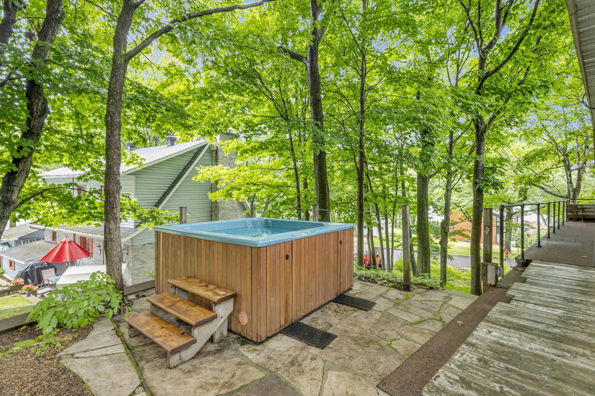 









3800


Rue Le Corbusier

,
Québec (Sainte-Foy/Sillery/Cap-Rouge),




QC
G1W4P4

