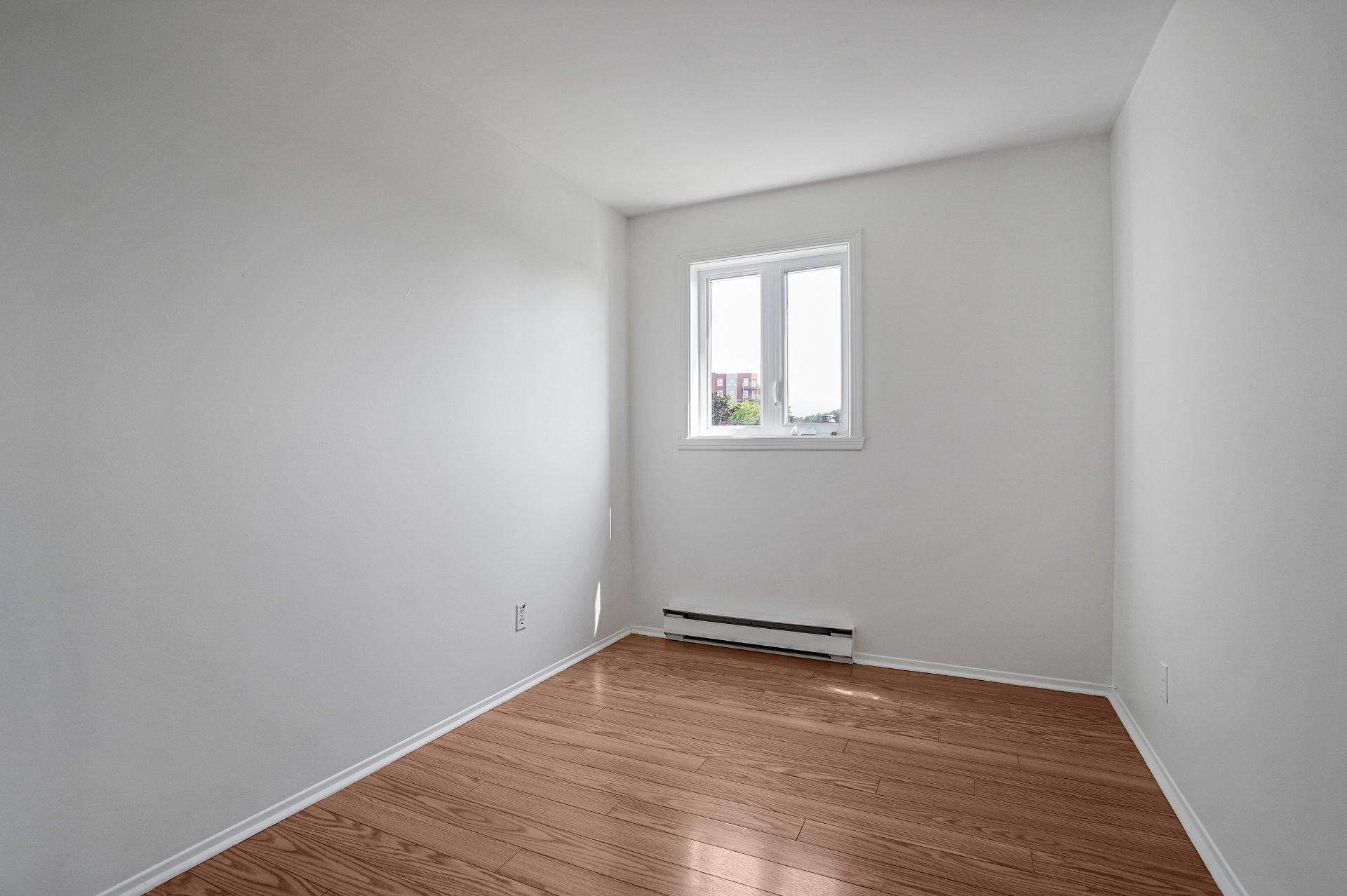 









3310


Rue Charles-Best

, 401,
Laval (Chomedey),




QC
H7V3X2


