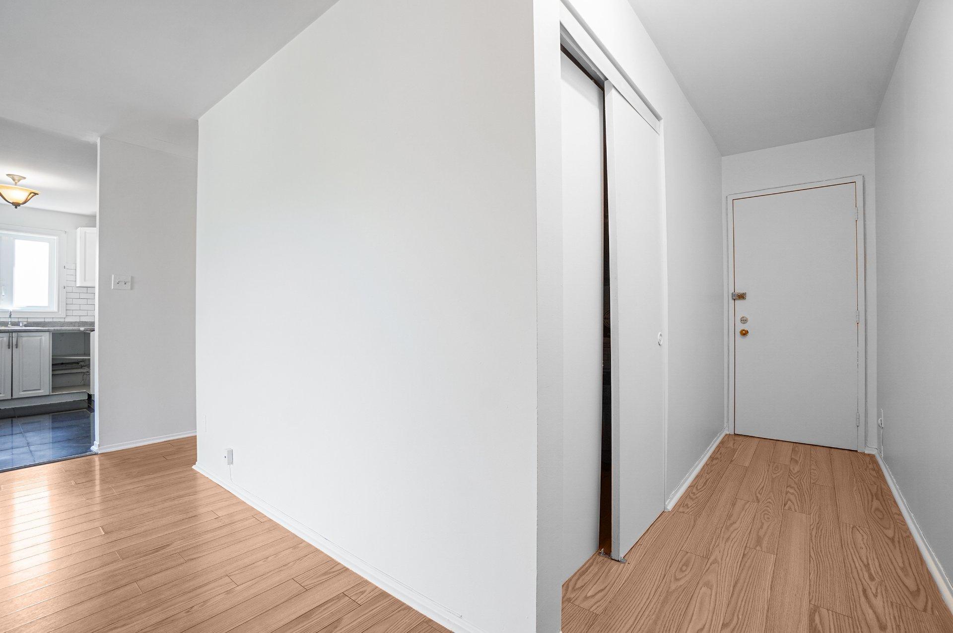 









3310


Rue Charles-Best

, 401,
Laval (Chomedey),




QC
H7V3X2

