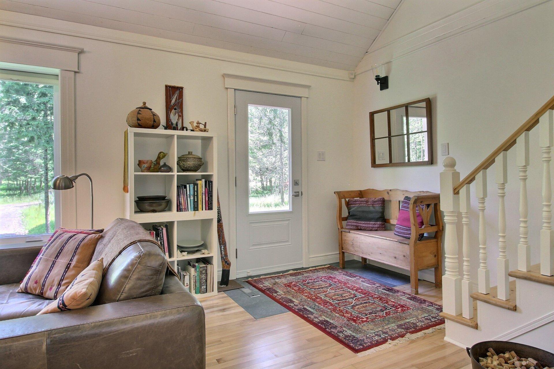 









4


Ch. McTavish

,
Stanstead - Canton,




QC
J0B1T0


