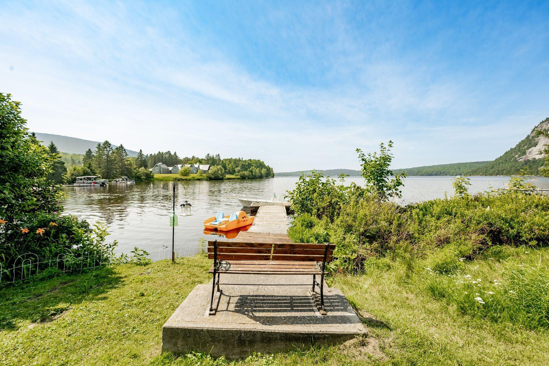 









973


Ch. du Domaine-du-Pinacle

, A,
Coaticook,




QC
J1A2S4

