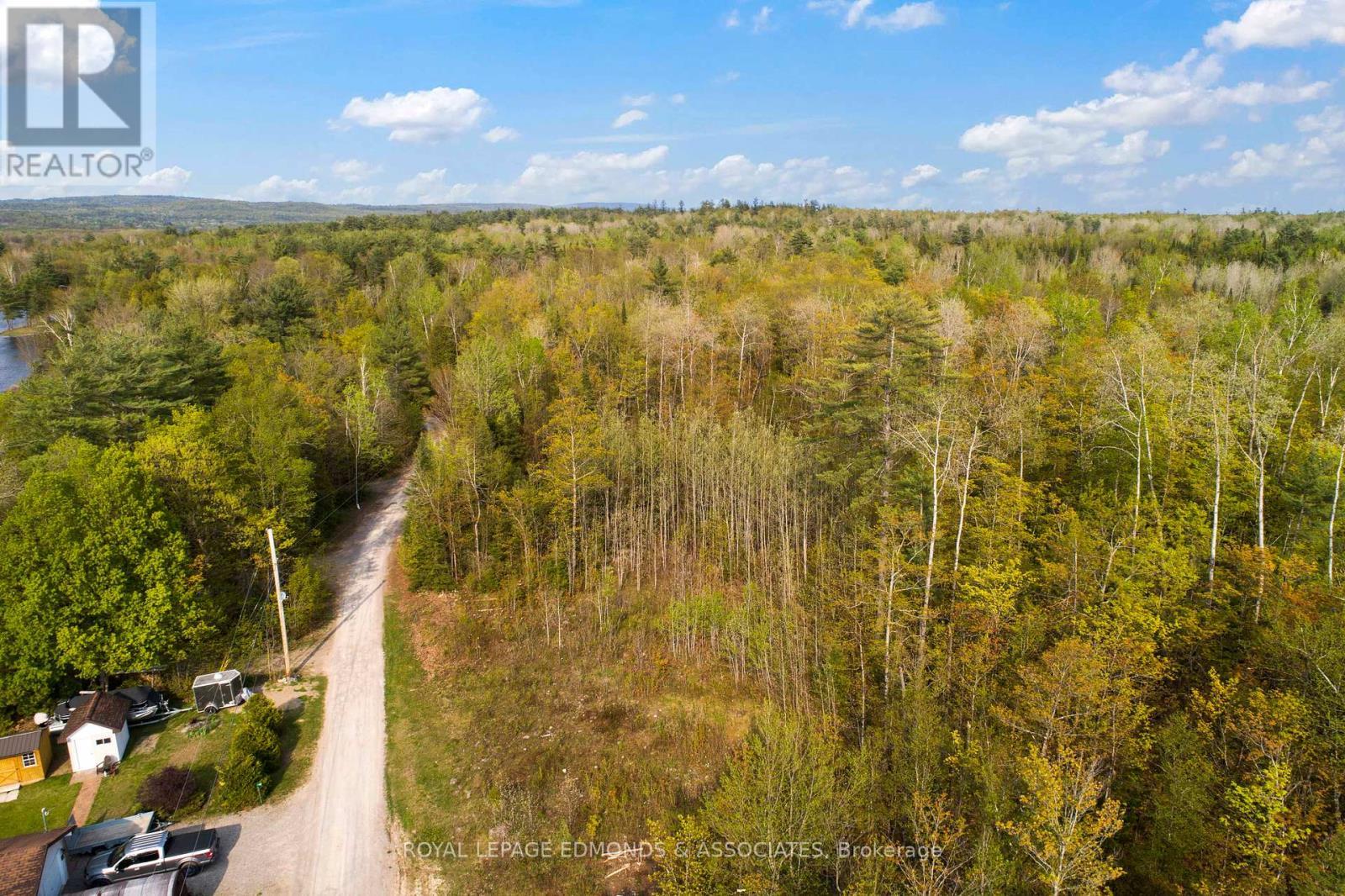 












0 SINKHOLE TRAIL

,
Whitewater Region,







Ontario
K0J2L0

