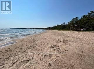 












25 I STREET

,
Cockburn Island,







Ontario
P0P1R0

