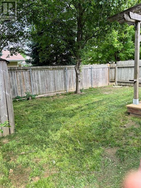 












83 INVERNESS DRIVE

,
Guelph (Victoria North),




Ontario
N1E6E4

