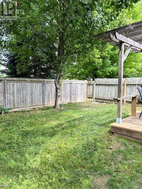












83 INVERNESS DRIVE

,
Guelph (Victoria North),




Ontario
N1E6E4

