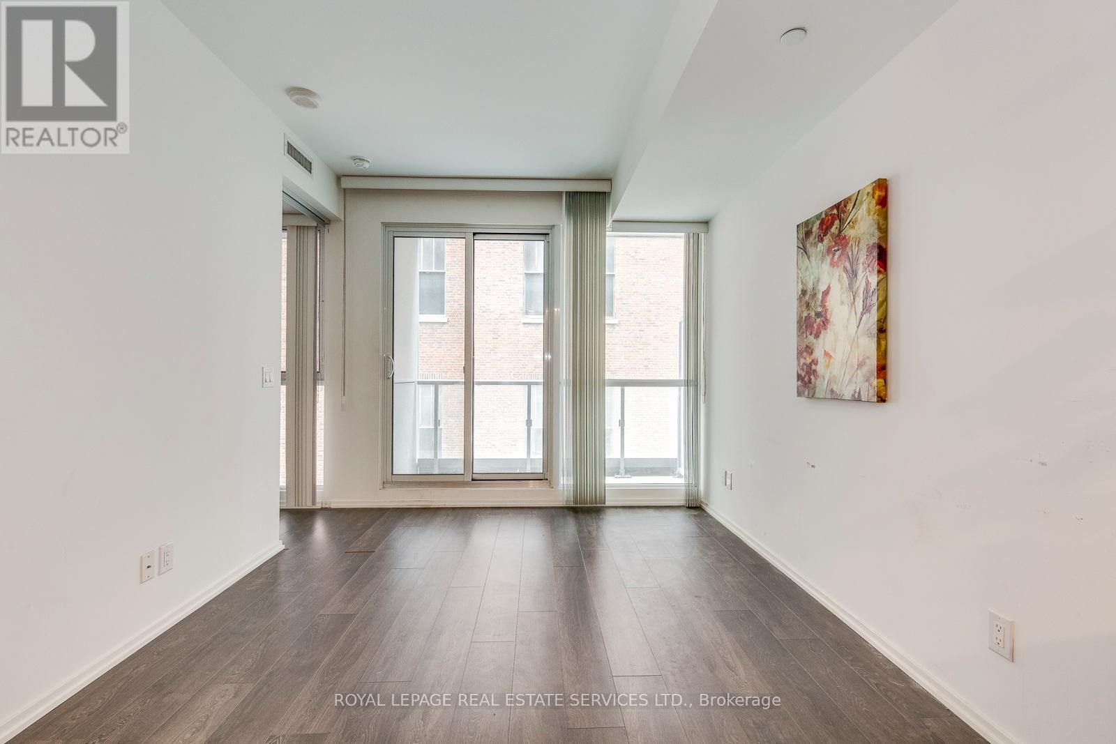 












1508 - 70 TEMPERANCE STREET

,
Toronto,




Ontario
M5H4E8

