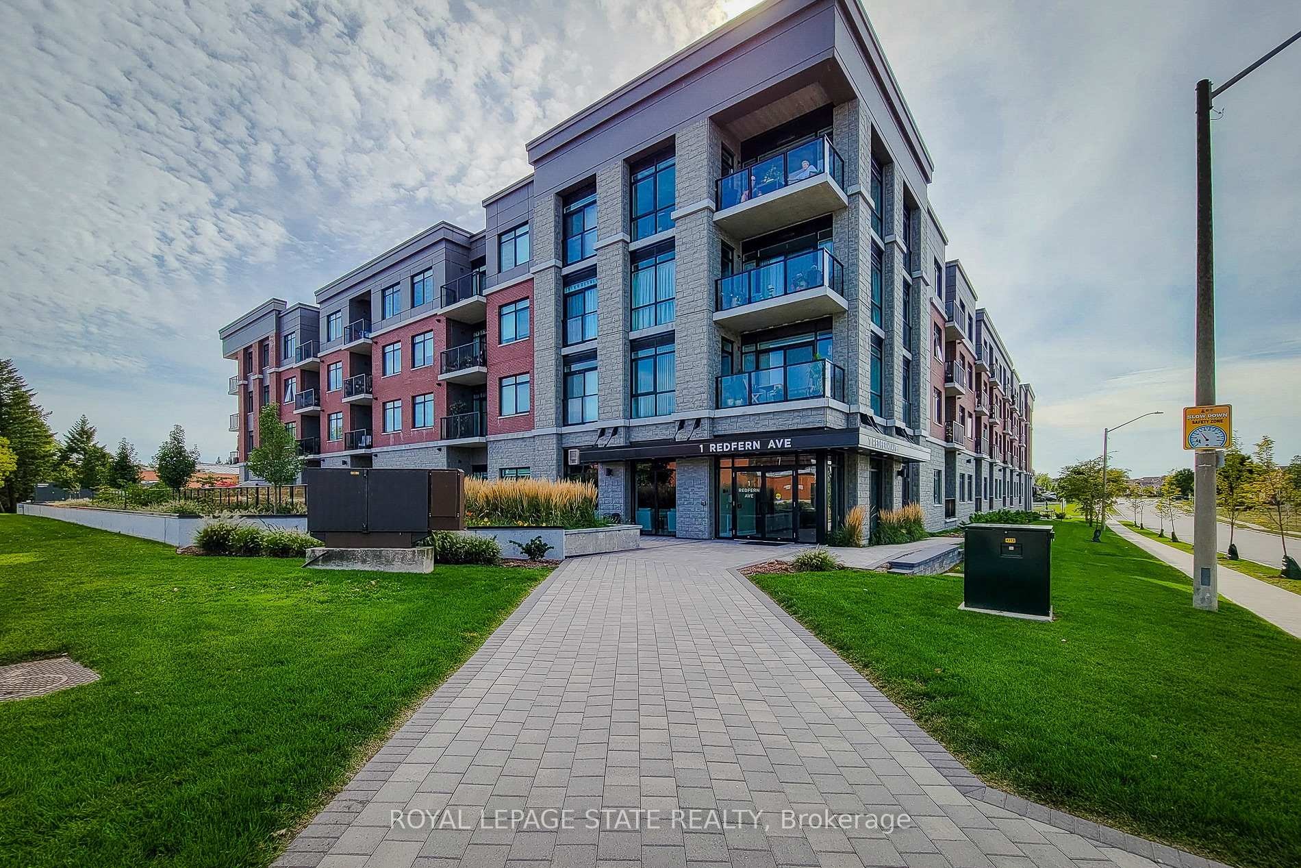 









1


Redfern

Avenue, 313,
Hamilton,




ON
L9C 7S6

