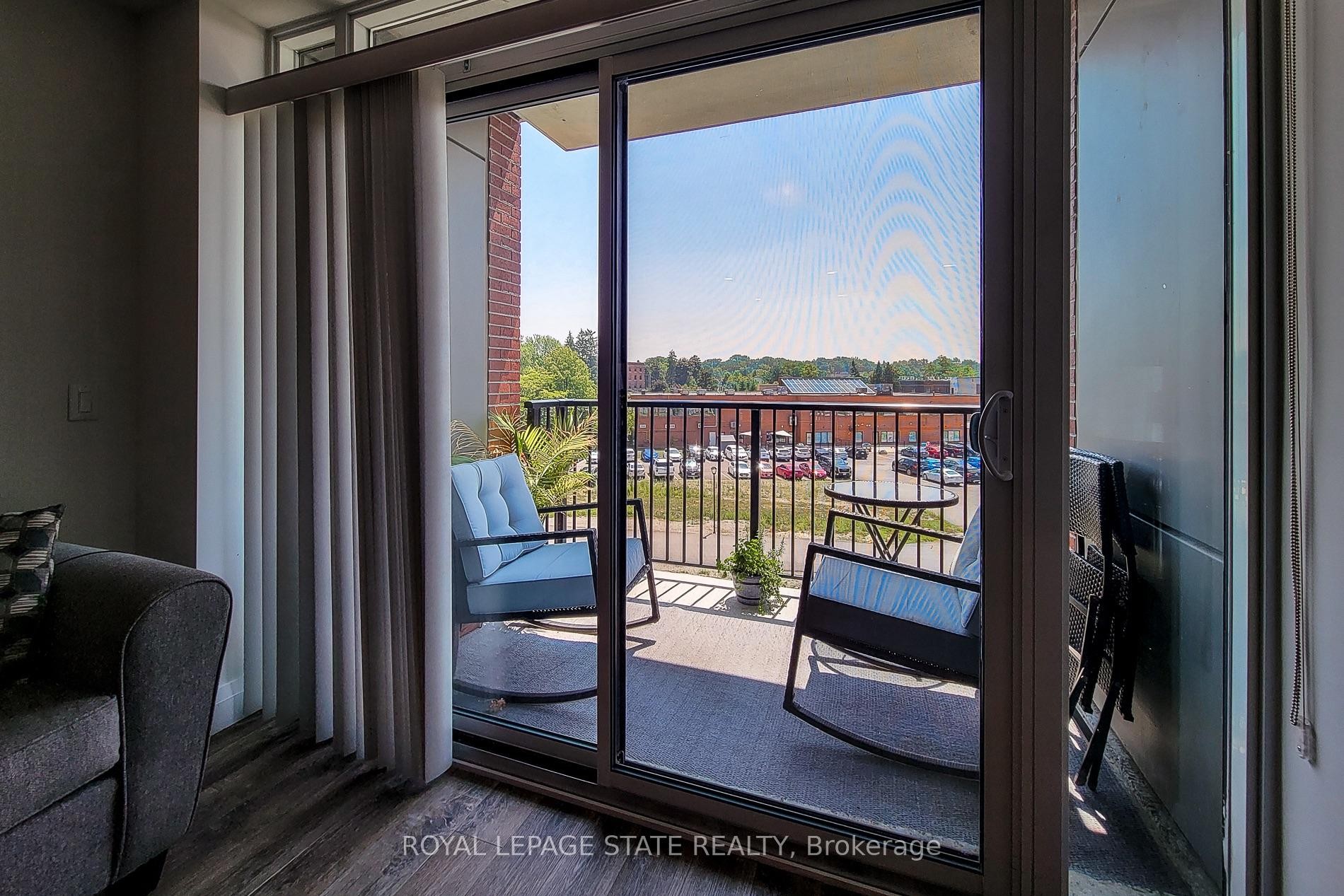









1


Redfern

Avenue, 313,
Hamilton,




ON
L9C 7S6

