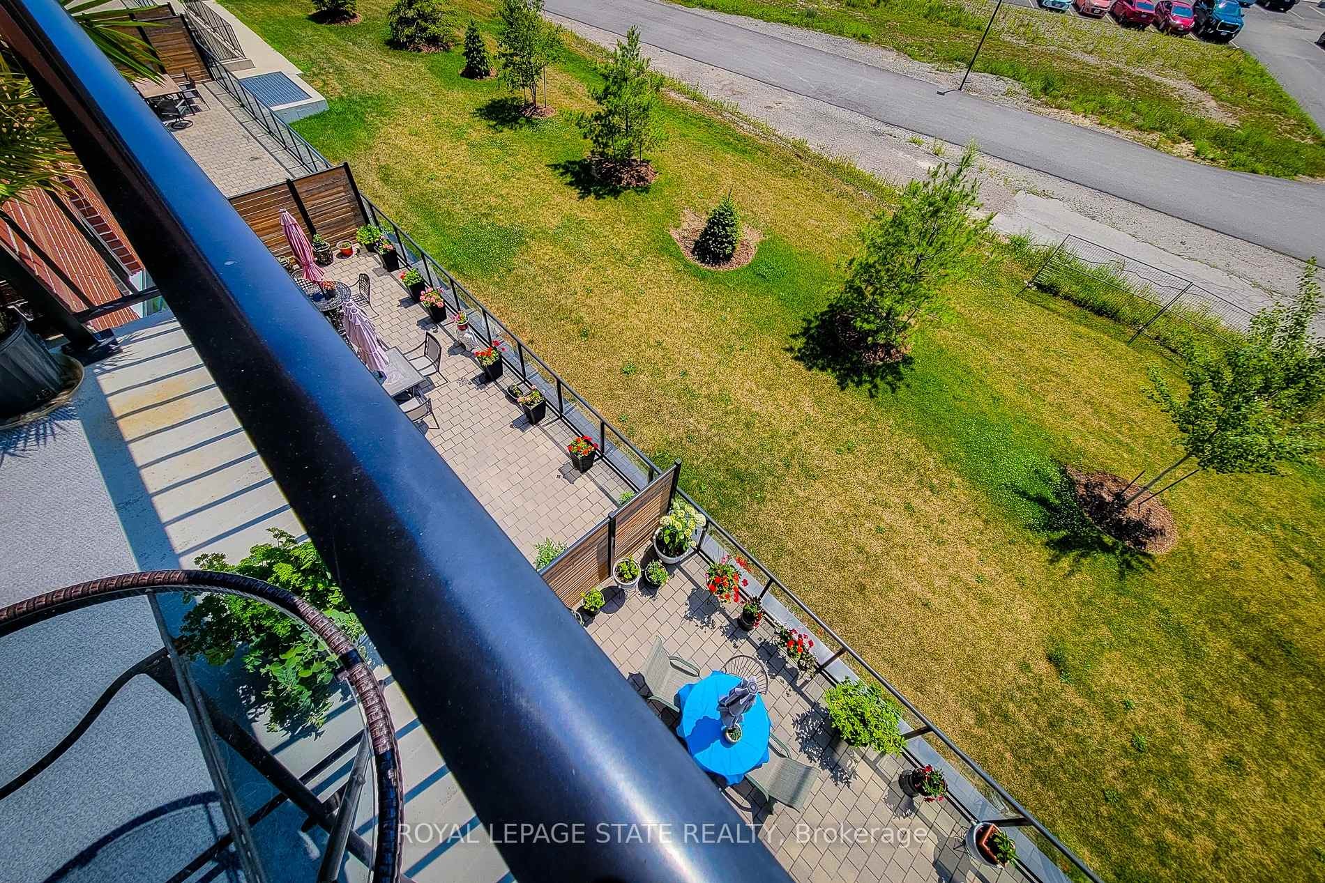 









1


Redfern

Avenue, 313,
Hamilton,




ON
L9C 7S6


