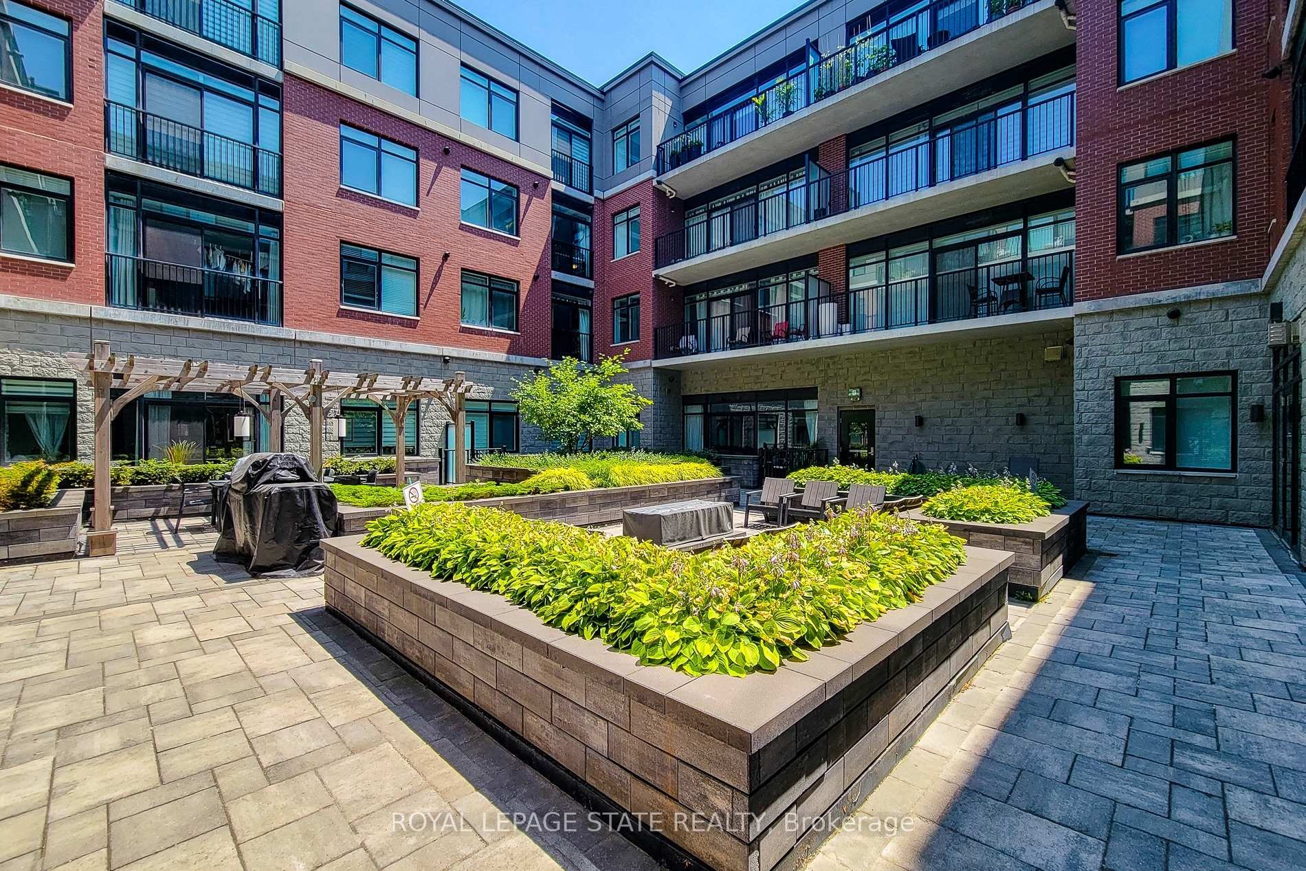 









1


Redfern

Avenue, 313,
Hamilton,




ON
L9C 7S6

