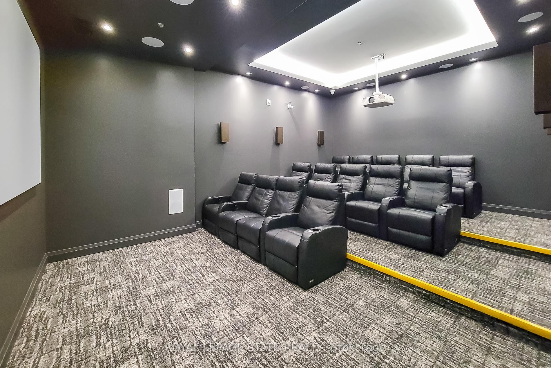 









1


Redfern

Avenue, 313,
Hamilton,




ON
L9C 7S6

