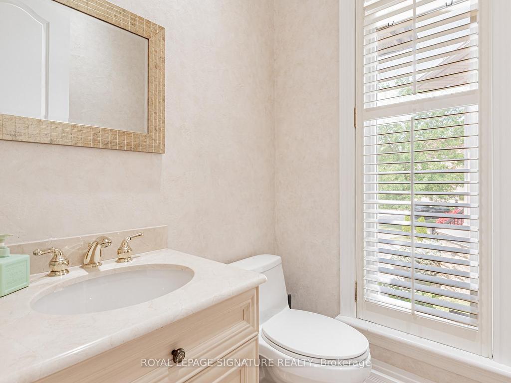 









39


Frybrook

Crescent,
Richmond Hill,




ON
L4B 4B9

