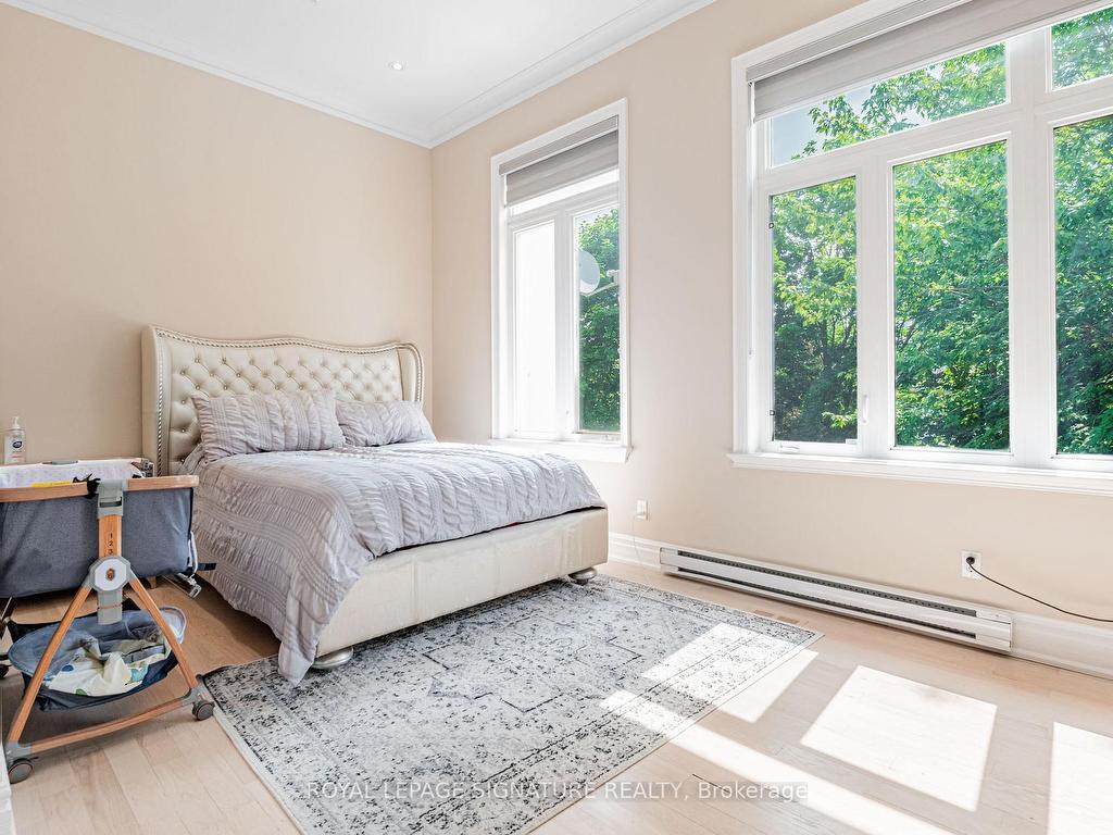 









39


Frybrook

Crescent,
Richmond Hill,




ON
L4B 4B9

