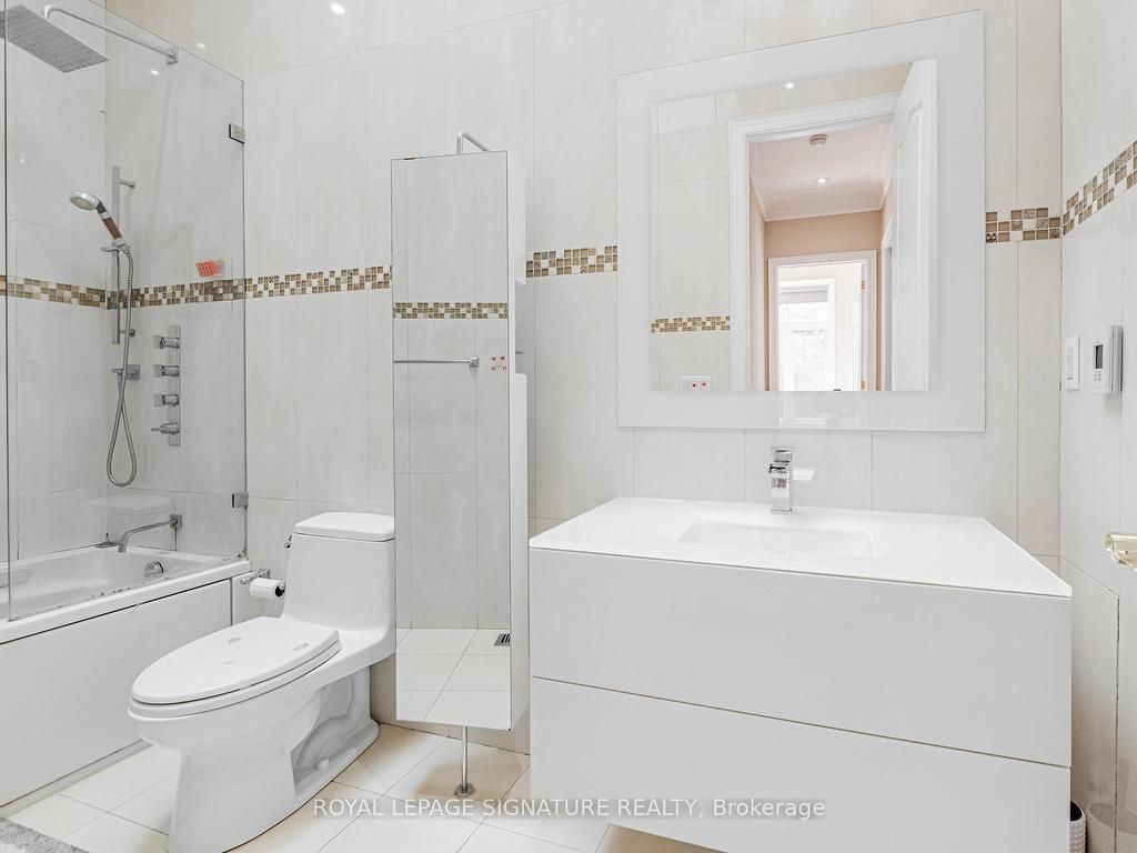 









39


Frybrook

Crescent,
Richmond Hill,




ON
L4B 4B9

