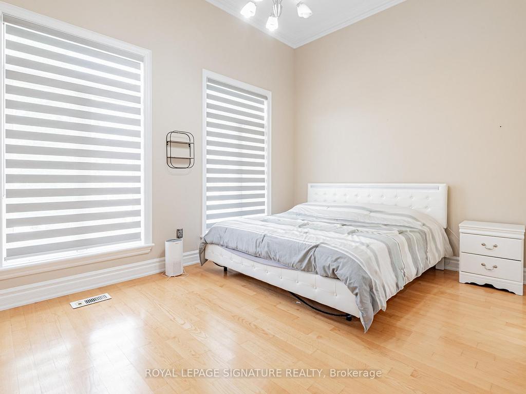 









39


Frybrook

Crescent,
Richmond Hill,




ON
L4B 4B9

