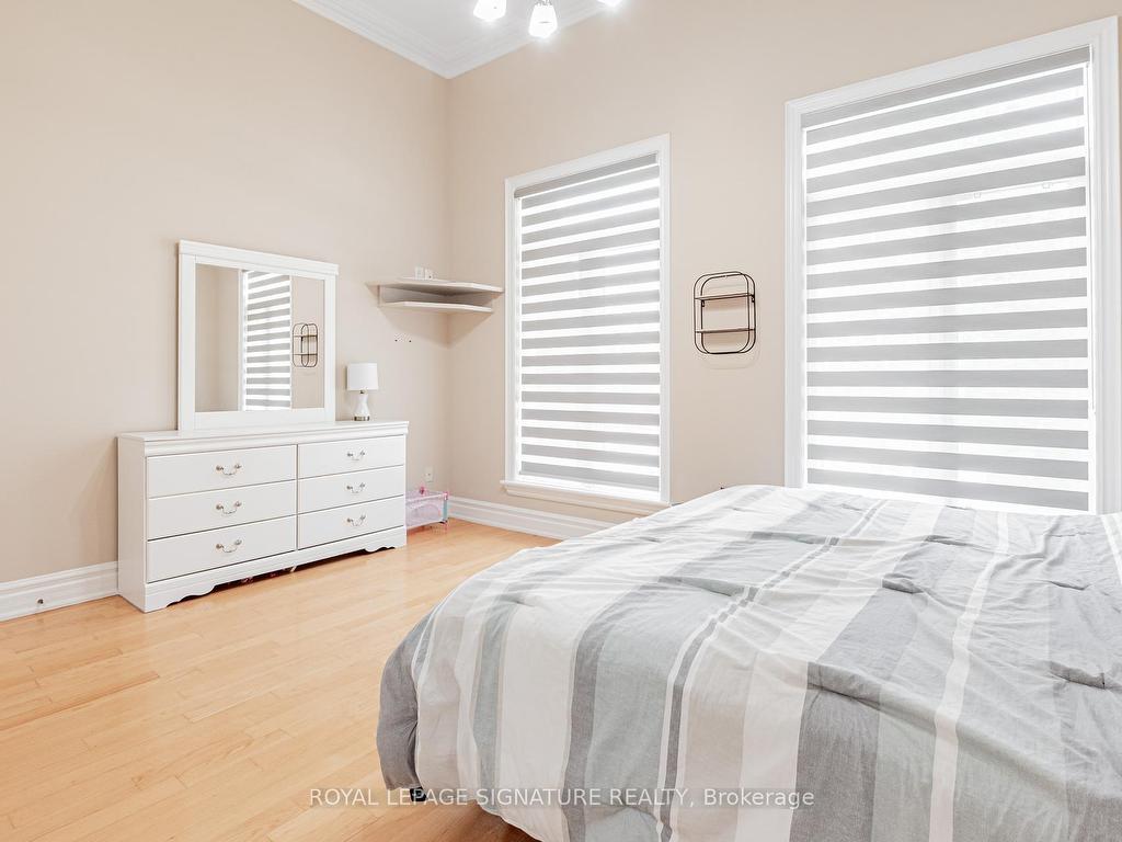 









39


Frybrook

Crescent,
Richmond Hill,




ON
L4B 4B9

