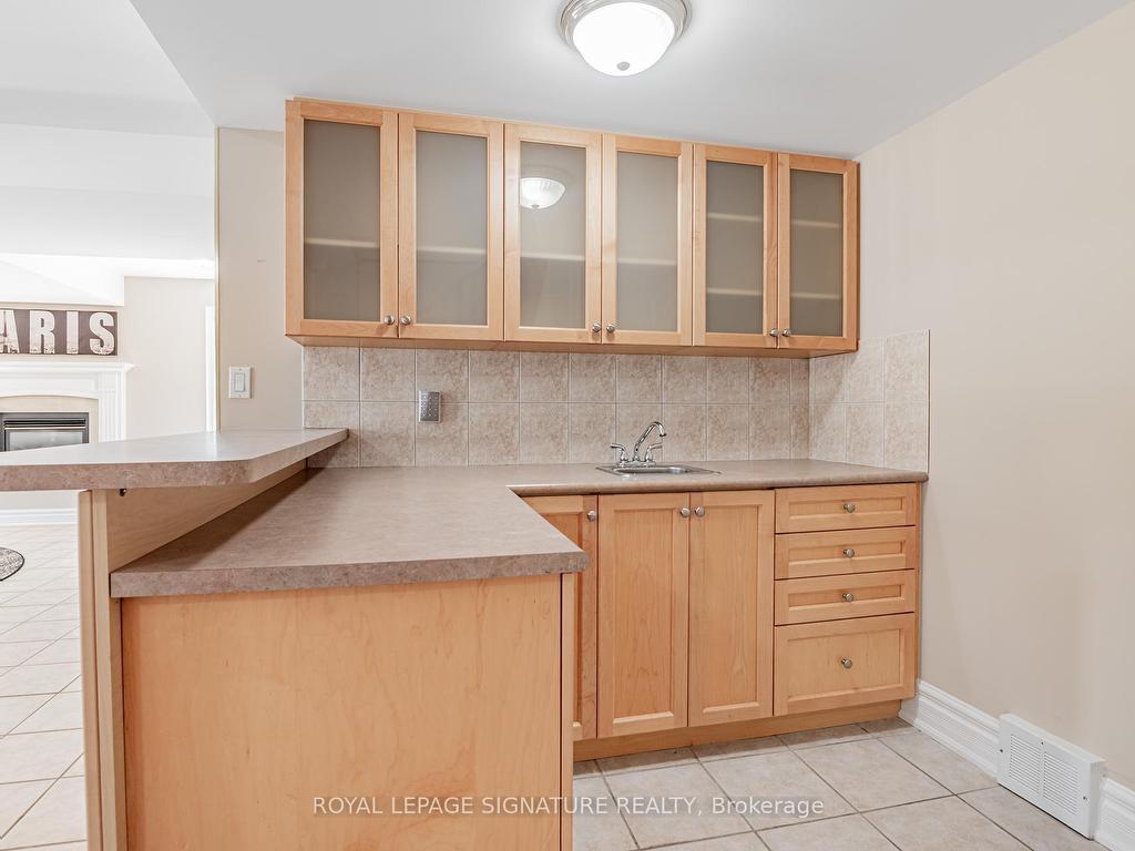 









39


Frybrook

Crescent,
Richmond Hill,




ON
L4B 4B9

