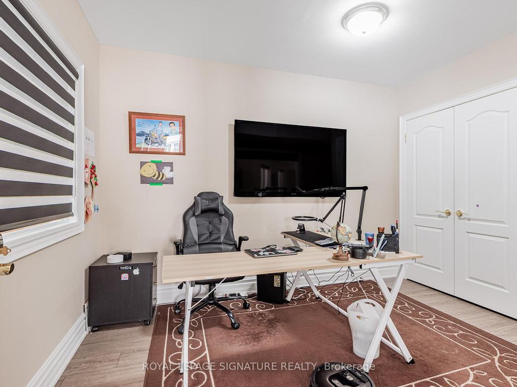 









39


Frybrook

Crescent,
Richmond Hill,




ON
L4B 4B9

