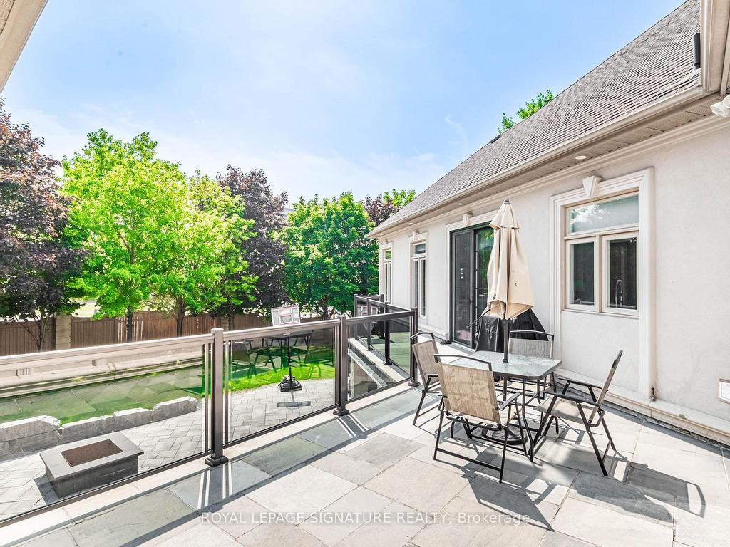 









39


Frybrook

Crescent,
Richmond Hill,




ON
L4B 4B9

