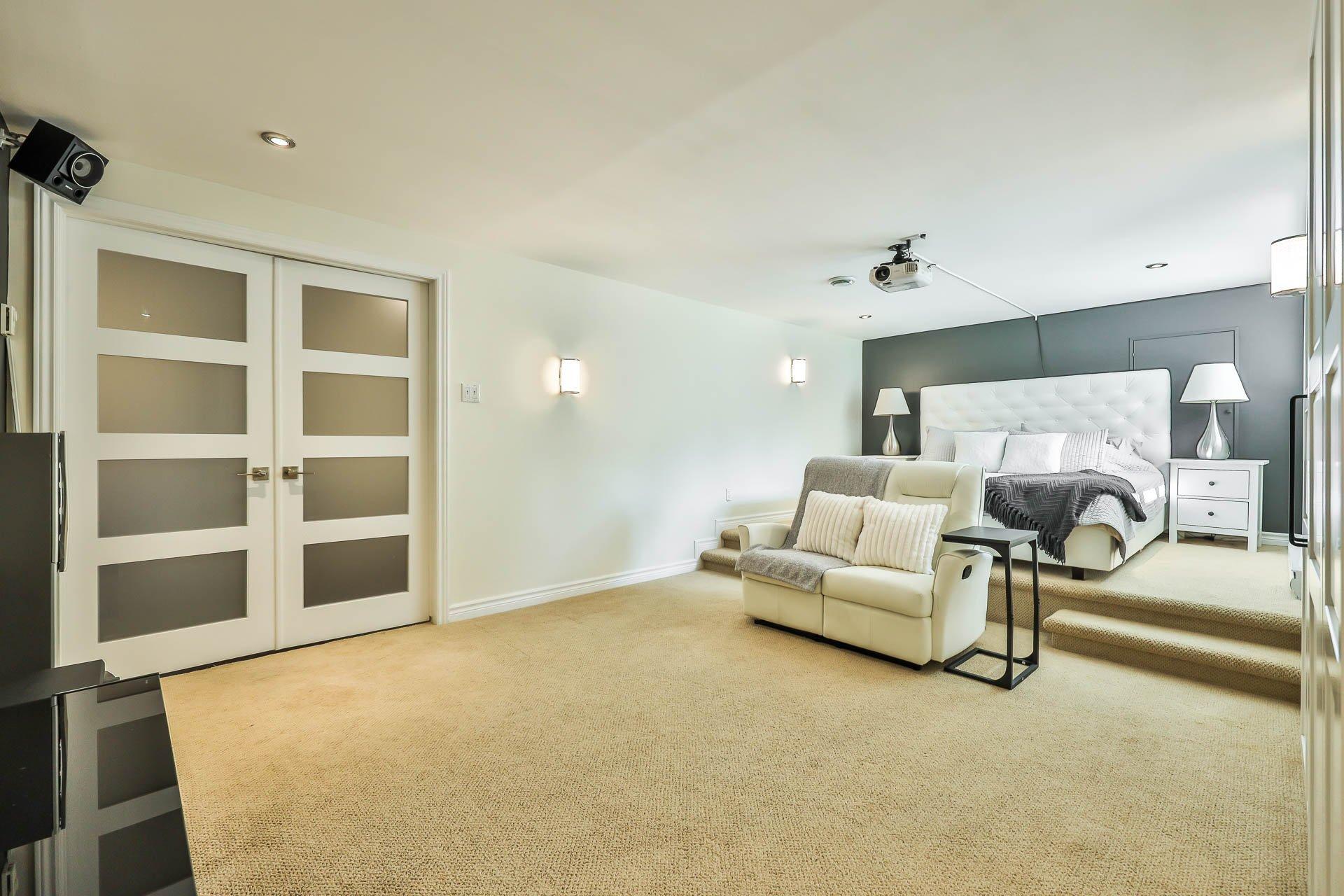 









47


Rue Mercier

,
Val-des-Monts,




QC
J8N7V1

